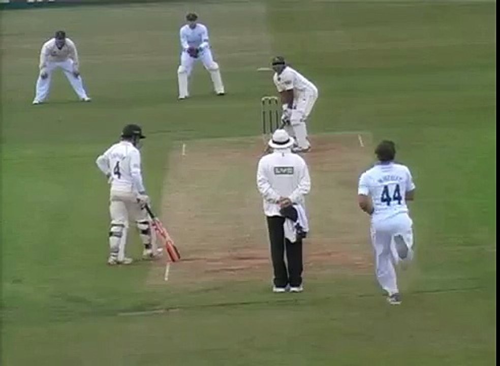 Samit Patel Funny run out
