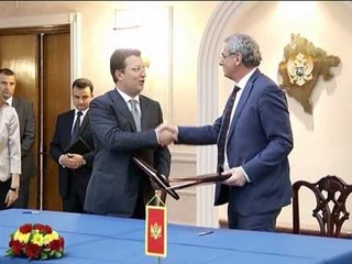 HEKURUDHA E PERBASHKET SHQIPERI MALI ZI.mpg