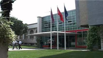 SEQUI PER POLITIKEN SHQIPTARE.mpg