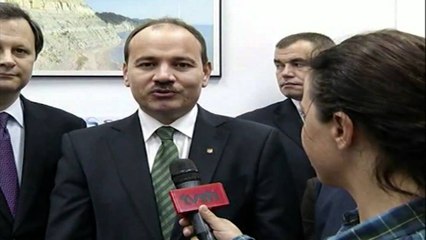 NISHANI ZYRE PASHAPORTAVE SHBA .mpg