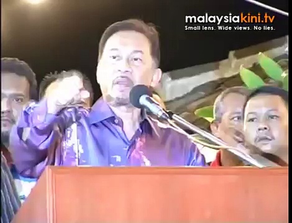 Anwar's ceramah disrupted by FRU