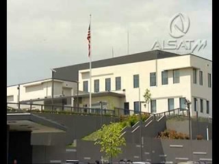 Bombë molotovi, Ambasadës së Amerikës