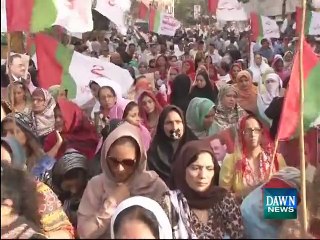 MQM  protest against PEMRA's 'ban' on Altaf's live speeches