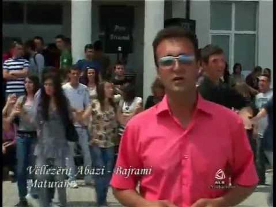 Vellezrit Abazi - Bajrami - Maturant