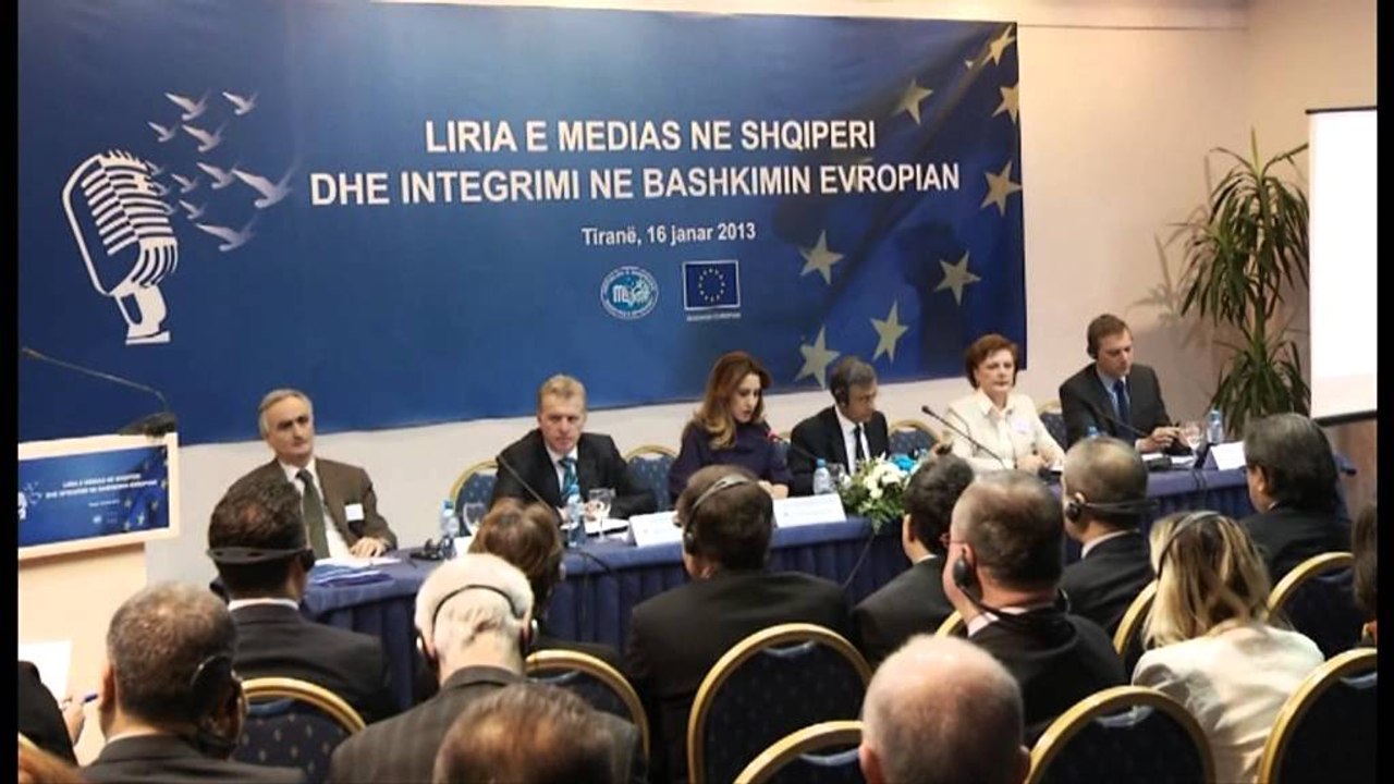 MEDIA E LIRE