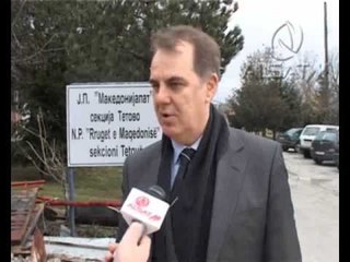 'Makedonija Pat', tabela edhe në shqip