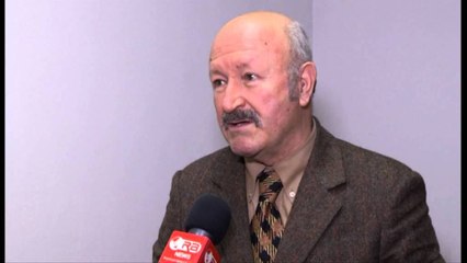 Bujar Kapexhiu, karikaturat