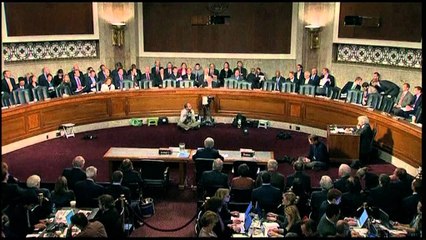 Hagel konfirmohet si sekretar i mbrojtjes