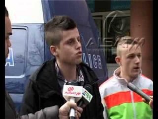 Incident, sulmohen dhjetëra nxënës shqiptarë