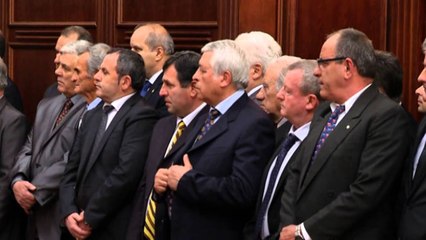 Nishani dekoron Kreshnik Qaton me Urdhrin "Mjeshtër i Madh" (E plotë)