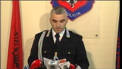 Klandestinë drejt  Anglisë, 3 në pranga, 2 në kërkim