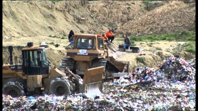 Kërkimet për trupin e 11 vjeçarit Julian Çela