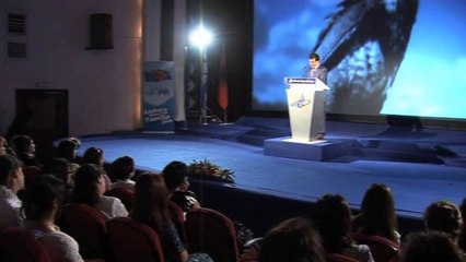 Mediu: E djathta duhet t'i hapë dyert për gratë