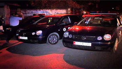 E gjen në dollap me bizhuteritë e vjedhura, gruaja "peng" hajdutin