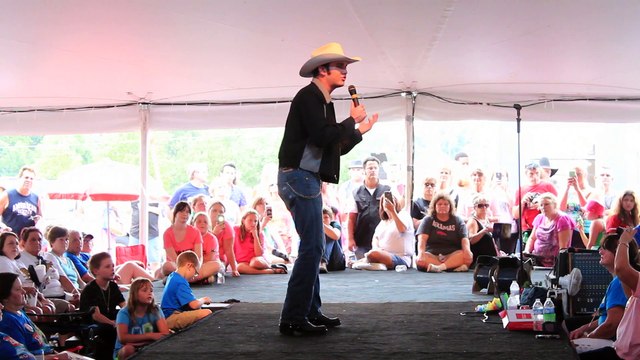 Cody Slaughter sings 'If I Can Dream' Elvis Week 2015