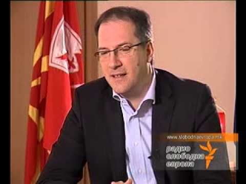 Zhernovski: Përmendoret shqiptare mund të vendosen