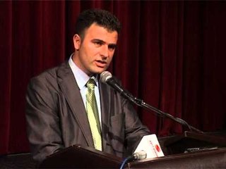 Lajme - Ora qendrore e Mitingut të 49 te Poezisë