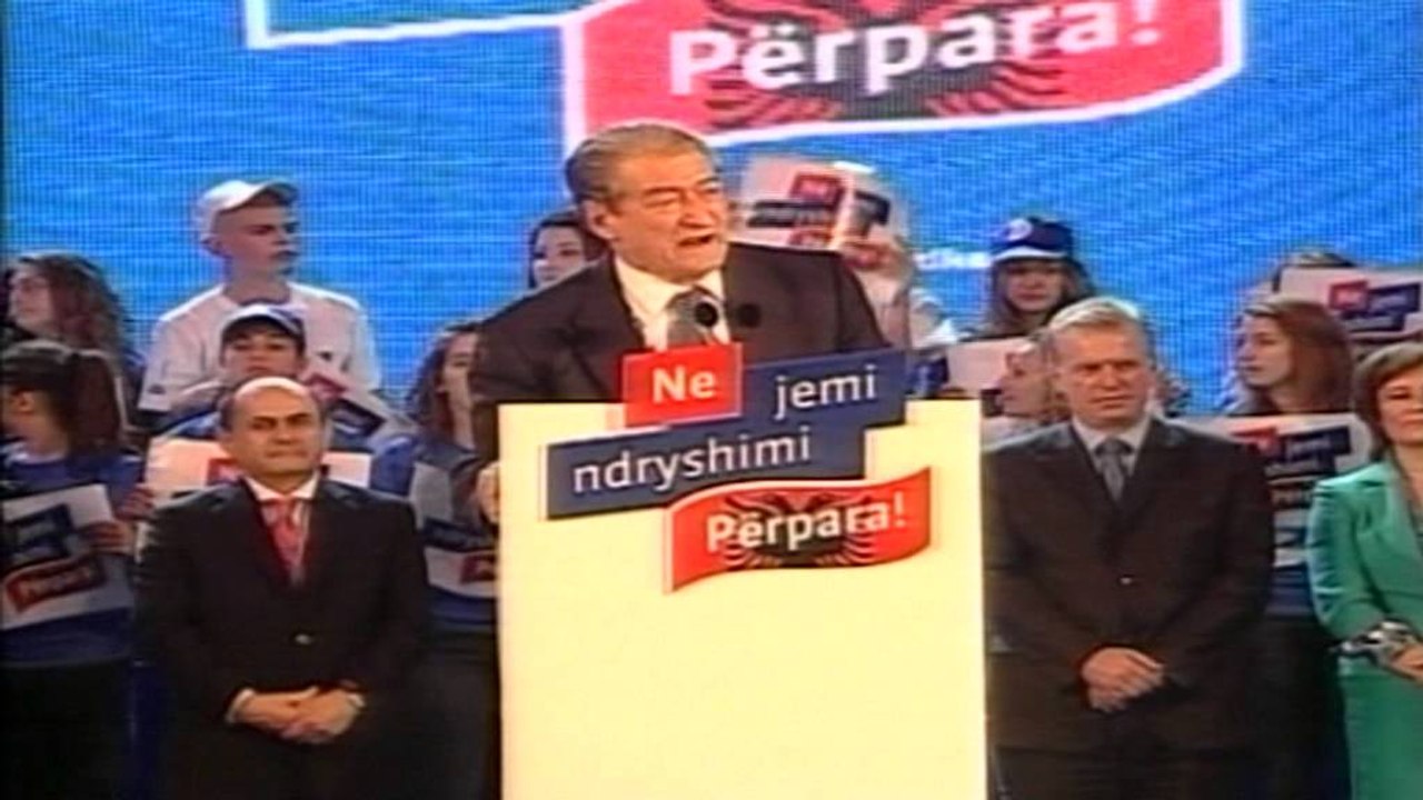Berisha ftesë Ramës: Të votojmë në parlament amnistinë për biznesin dhe kandidatët për KQZ