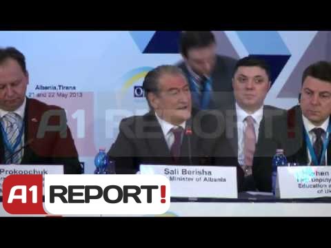 Berisha: Kemi tolerancë fetare por jo ndaj grave dhe gay-ve