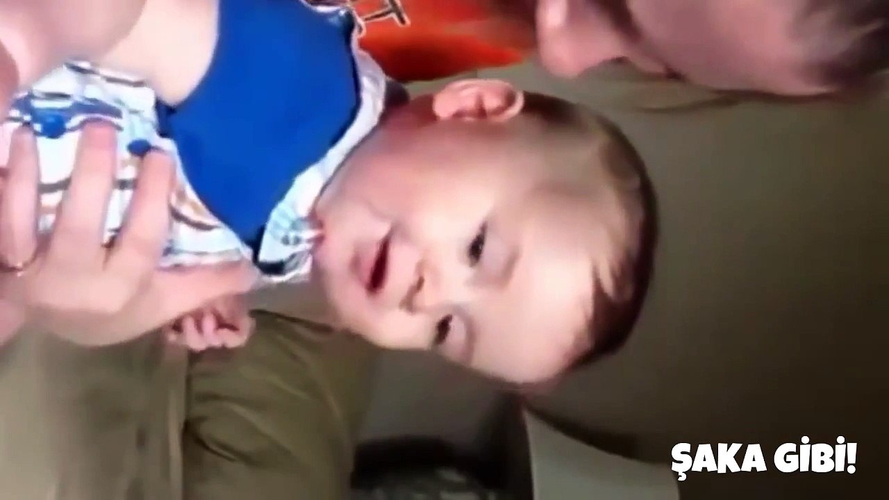 İlk defa gülen bebekler , Komik bebek anları , Bebekler ve aileleri - 2015 - HD