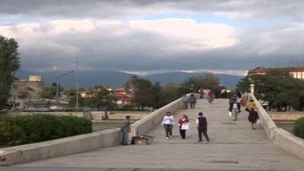 Shqiptarët fitojnë "betejën" me Serbinë, anullohet samiti i Ohrit