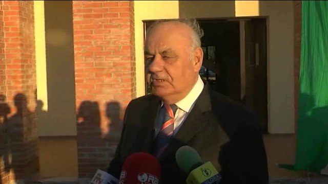 Ngërçi në KQZ, Moisiu: Situata e tensionuar, të ndërhyjë Presidenti