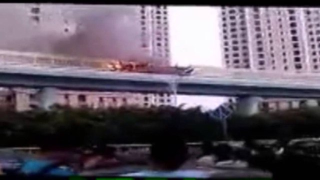 Kinë, zjarr në autobus, 42 të vdekur