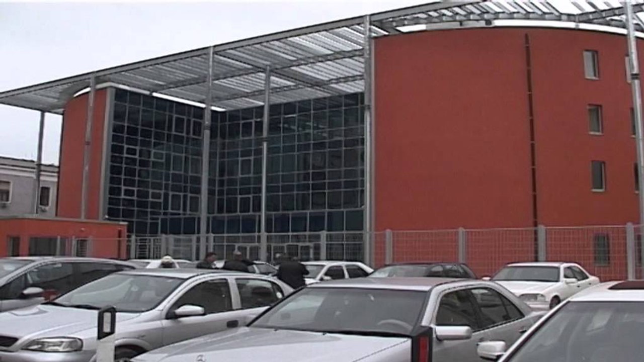 Vrau me thikë ish-gruan, "arrest në burg" për Genci Çarçanin