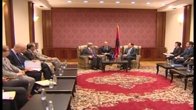 Berisha pret Grossruck: Të vendosur për zgjedhje të lira dhe të ndershme