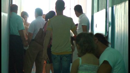 Fier, shtohet numri të prekurve nga virozat. Shkak, rritja e temperatura. Shqetësim mungesa barnave