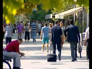 Analistët: Politikanët të unifikohen për emrin