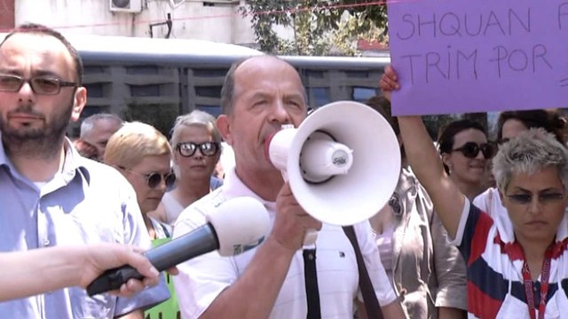 Vrasjet e ditëve të fundit, protestë kundër dhunës ndaj grave