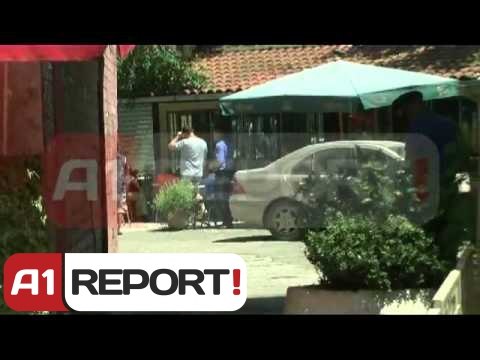 Tiranë, sherr me thikë për një femër, plagoset rëndë 21-vjeçari