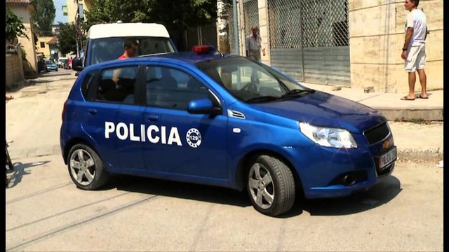 Trondit sërish krimi në familje, burri vret gruan dhe vetëvritet