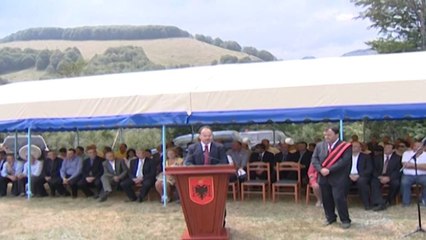 Nishani dekoron komunën e Kelmendit. "Nderi i kombit" për kontribut në identitetin kombëtar