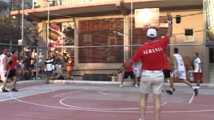 Kampionati i streetball në Sarandë, morën pjesë 25 ekipe nga vendi e Kosova