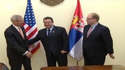 Uashingtoni i kerkon Beogradit: Zbatoni marreveshjen