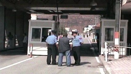 Kthehet normaliteti në kufi, në pikat doganore vijon kalimi i qytetarëve