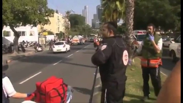 Një grup terrorist goditi një autobus