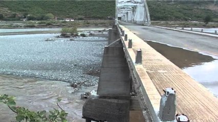 "Ura e Zogut" shkon për skrap, vidhen parmakët metalikë