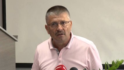 Studentët e Ekonomikut bojkot provimeve dhe mësimit