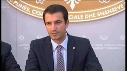 Ksera `thyen` urdhrin e Berishës.I dorëzon ministrinë pasardhësit Veliaj.Ofrohet për bashkëpunim