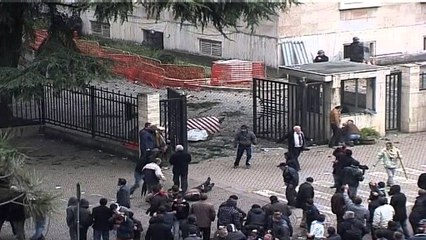 Tiranë, policia ndalon ish-gardistin, Fatos Skeja