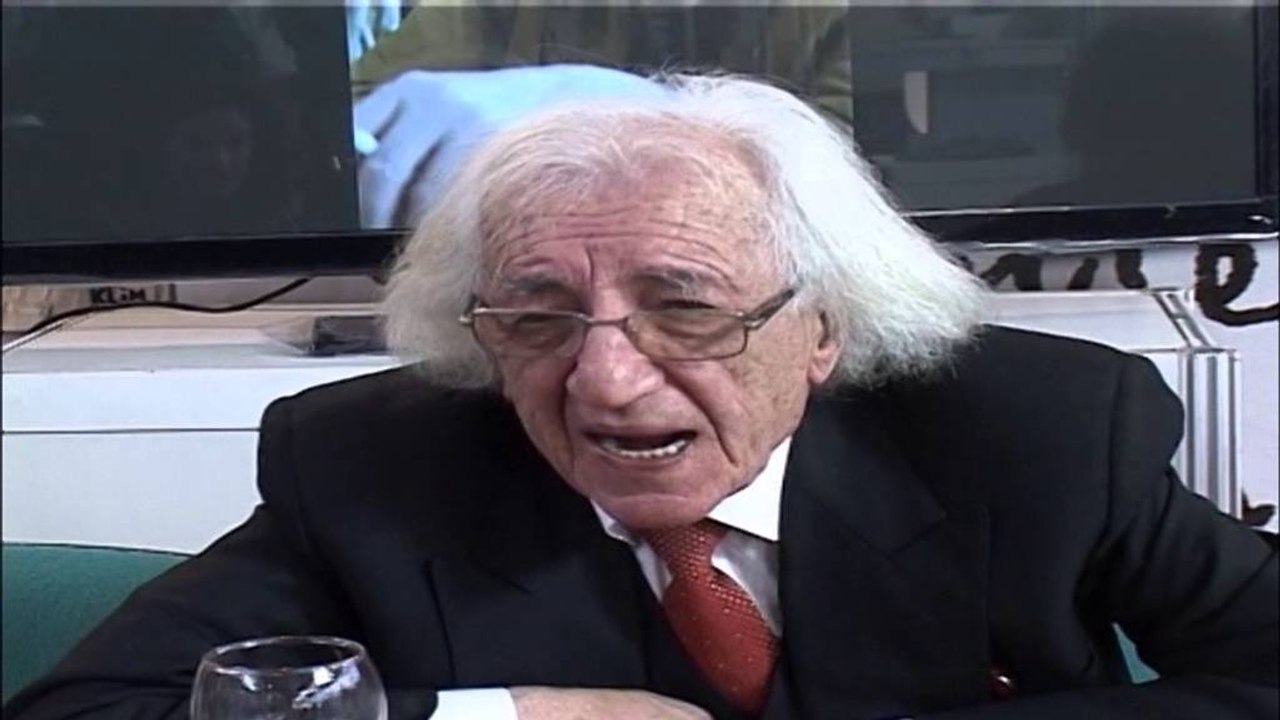 Nderohet shkrimtari e poeti Dritëro Agolli. Merr çmimin prestigjoz "Carlo Levi"