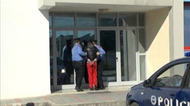 Bllok lajmesh nga kronika e zezë.Aksidente,arrestime për trafik hashashi dhe për armëmbajtje pa leje