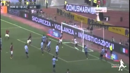 Itali, mbyllet java IV për `Seria A`: Milani zhgënjen me Napolin, Roma triumfon me Lazio