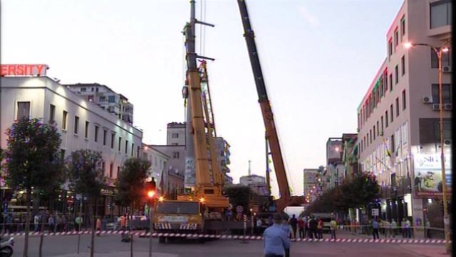 Zhvendosen shtyllat e linjës së tensionit të lartë, Basha: Tjetër premtim i mbajtur