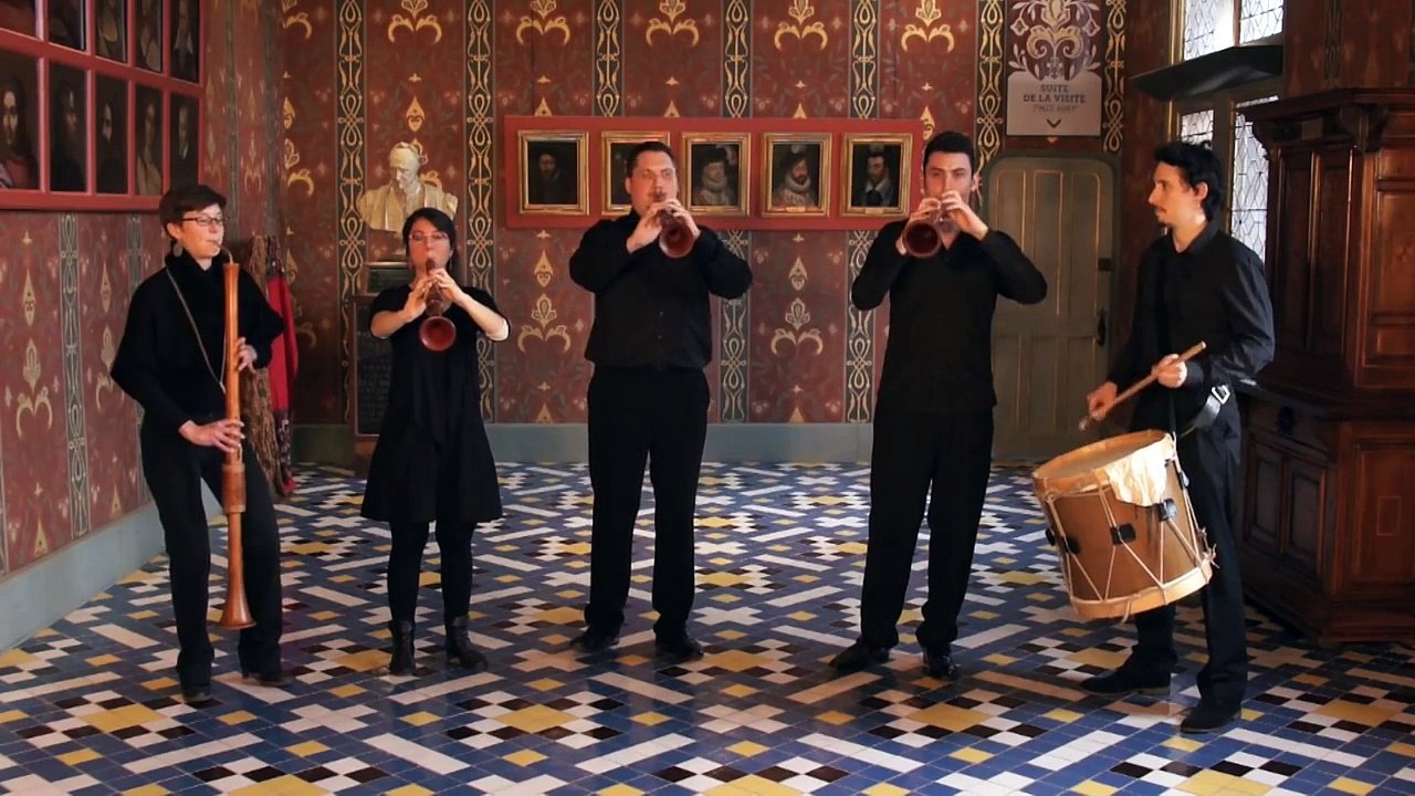 Basse-danse "La Brosse" - Pierre Attaingnant (Ens. Le Banquet du Roy)