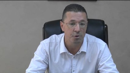 Digjen dy automjetet e rektorit të Vlorës