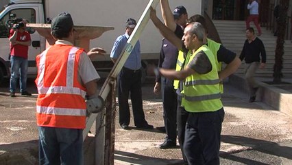 Lirimi i hapësirave publike, policia bashkiake aksion te rruga e Elbasanit